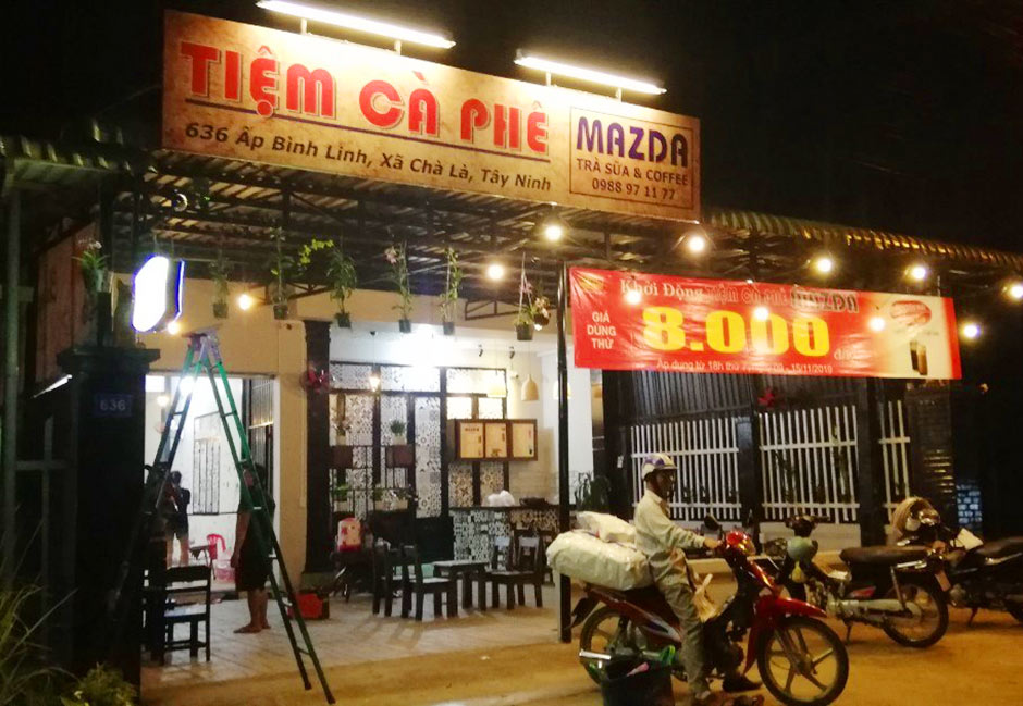 thi công bảng hiệu quán cafe đất sài gòn