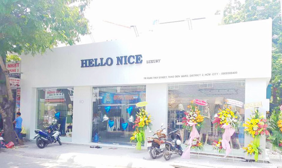 thi công shop thời trang hello Nice