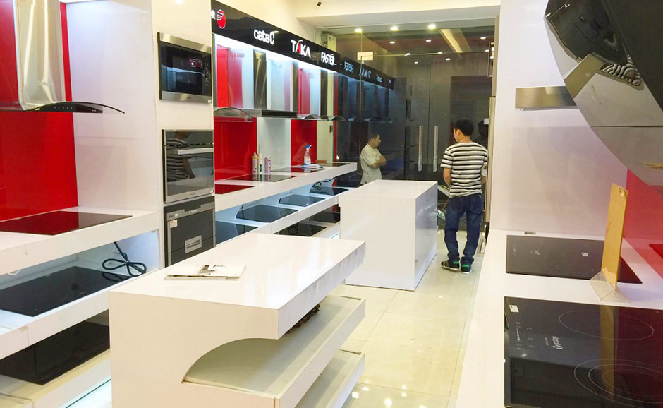 thi công showroom bếp Aha